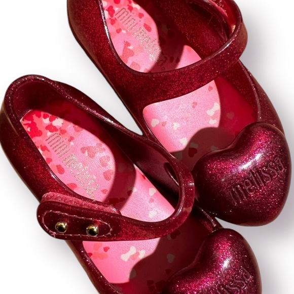 Mini Melissa Glittery Red Heart Shoes - Picture 12 of 12
